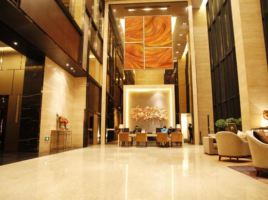 Quzhi Hippoly World Trade Apartment (Guangzhou Tower Pazhou Convention and Exhibition Center)