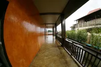 Baan Hom Muen Li Các khách sạn ở Mae Fa Luang