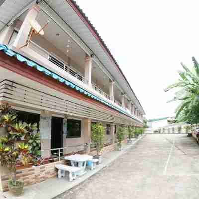 Hug NAN Hotel Hotel Exterior