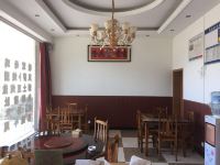 云阳朋友之家住宿 - 餐厅