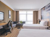 上海国际旅游度假区秀沿路亚朵酒店 - 几木双床房