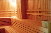 J Park Hotel - Gym
