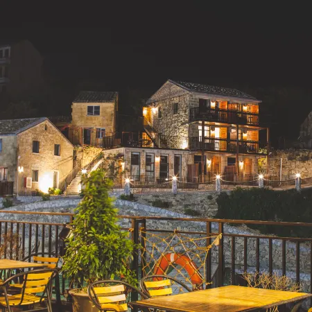 Yinxiangjia Peninsula Hostel