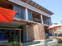 Lembongan Sanctuary Villas Отели рядом с достопримечательностью «Нуса Лембонган»