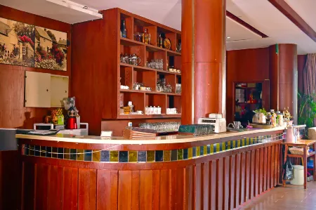 Langqiao Theme Hotel