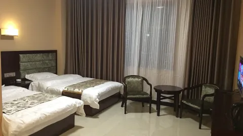 Huining Jingxiang Hotel in Huining
