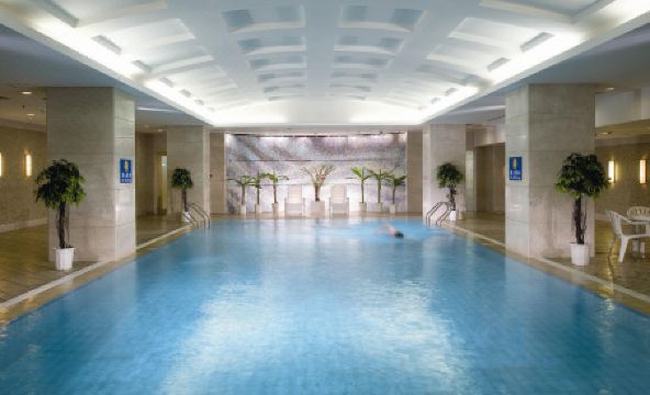Grand Mercure Beijing Central - Housity