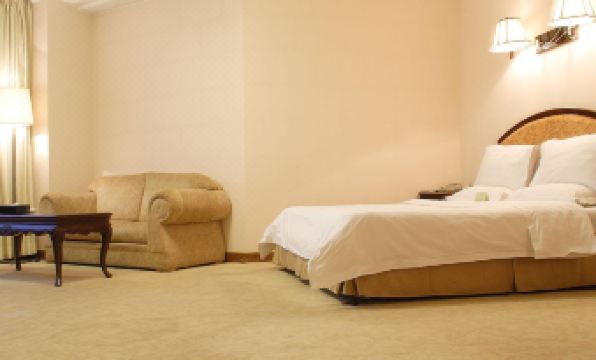 Jingshi Hotel (The Center for International Academic Exchange of Beijing Normal University)