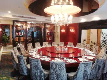 Oriental Hotel Отели в г. Цзяшань