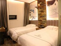 上海泉湾印象主题酒店 - 时尚双床房