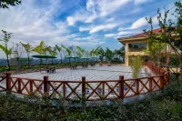 Siji Lanting Hotel (Cangzhou High-speed Railway Station Southwest Business & Trade City Branch) Hotel dekat Luzhou Harbor International Container Wharf