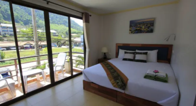 Lanta at Home/โรงแรม ลันตาแอทโฮม โรงแรมใกล้ลันตาอาร์ต