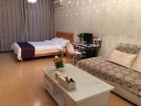重庆阖家幸福公寓 - 电脑房