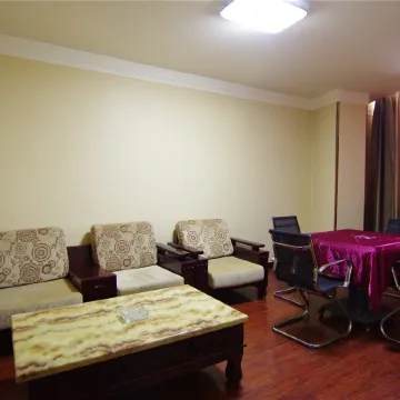 Yucheng Meigaomei Business Hotel (Yucheng New Bus Station)