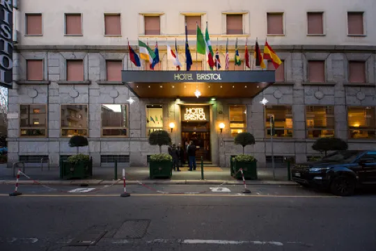 Hotel Bristol