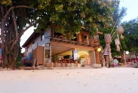 Charming Lipe Beach Resort