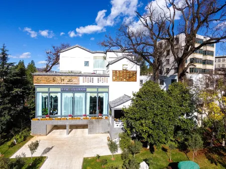 Guli Hotel Отели рядом с достопримечательностью «Anning Library»