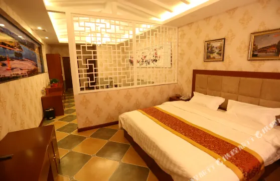 喀喇沁左翼雲集商務賓館