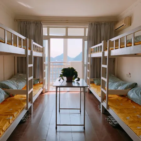 Guilin Hurry Year Youth Hostel (Railway Station)