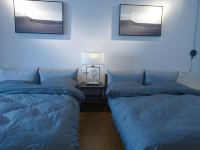 南澳小白兔海景公寓 - 灰色系海景标准双床房