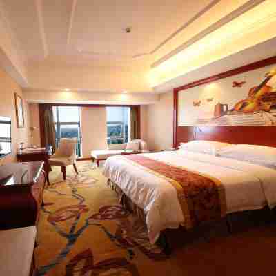 Vienna International Hotel (Guangning) Rooms