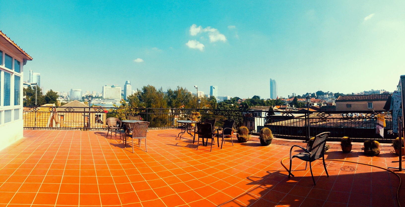 Banshanhai Family HotelOver view