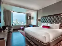 Radisson Blu Plaza Bangkok Hotels near MRT-Sukhumvit