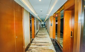 Dushi Meicheng Hotel (Chengdu Wuliangye Cultural Sports Center Dafeng Subway Station)