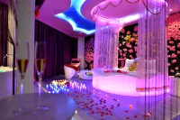 Yang Qingchun Theme Hotel (Taiyuan Qinxian North Street Shuangxi City) Hotels near Jiannan Bus Station (Dishu Street)