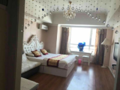 伐木累主题公寓(抚顺万达店) - 欧式大床房