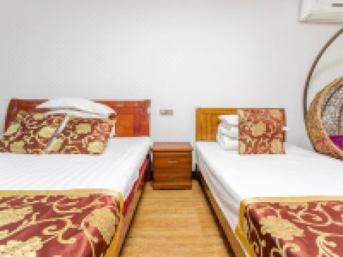 周庄贞固弄客栈 - 家庭房