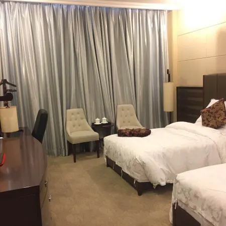 Golmud Hotel
