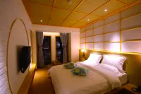Chengdu Rumengju Hotel (Zhaojuesi South Road Subway Station) -  Gaming & Esports