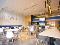 Holiday Inn Express WUHAN OPTICAL VALLEY by IHG Hotels near Optics Valley
