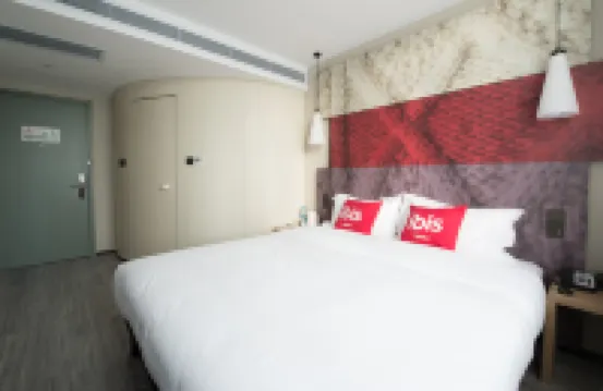 宜必思酒店（烏魯木齊鐵路局地鐵站店）