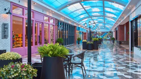 wisdomrose hotel Отели рядом с достопримечательностью «South Korea Quanzhou University (Shanghai Chengcai Branch)»