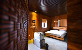 Daocheng Yading Liuyu Starry Sky Flower Sea Courtyard