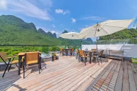 Liangsu Yulong River, Yangshuo, Xiatang Wharf Store