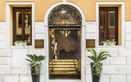 The Venice Times Hotel Отели рядом с достопримечательностью «Палаццо Лабиа»