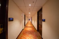 Feiyun Business Hotel