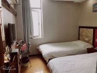 上海鸿祥时尚宾馆 - 标准双床房