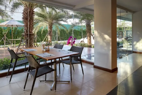 Baan Oliver Srinakarin