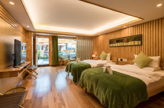 Shangri-La Horizontal Vertical Dot Dash Inn (Dukezong Old Town Branch)