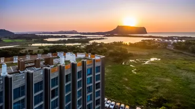 Seongsan Marina Hotel Hotel dekat Seongeup Folk Village