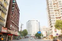 럭 7 호텔(이창완다 플라자관광안내소店) 이창 호텔
