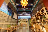 East Sacred Hotel --The Forbidden City,Beijing Drum Tower, Nanluoguxiang Hutong, Houhai Bar Street Hotels in Houhai Area