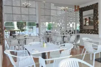 Fedrania Gardens Hotel - Bữa sáng