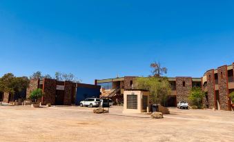 Desert Cave Hotel