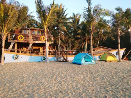 Wusuo Guizhi Hostel Отели рядом с достопримечательностью «Hongshitan»