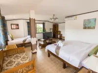 Somwang Boutique Hotel Hotels near Wat Phakhao Temple
